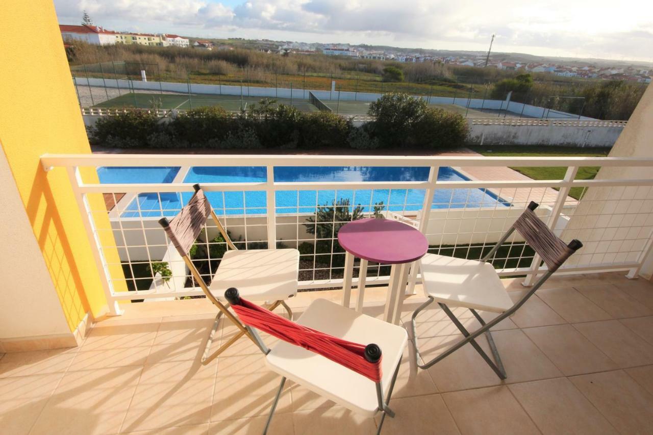 Surf House Baleal Bed & Breakfast Exterior photo