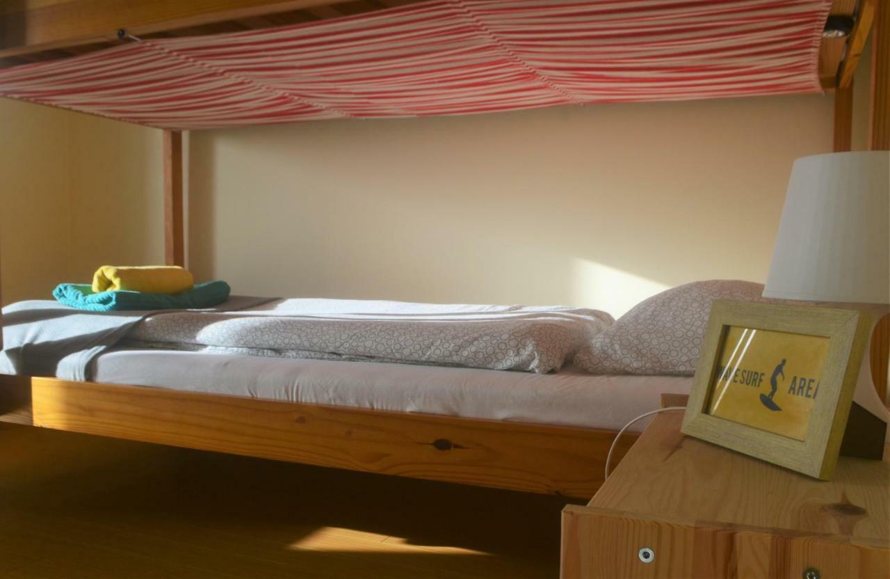 Surf House Baleal Bed & Breakfast Exterior photo